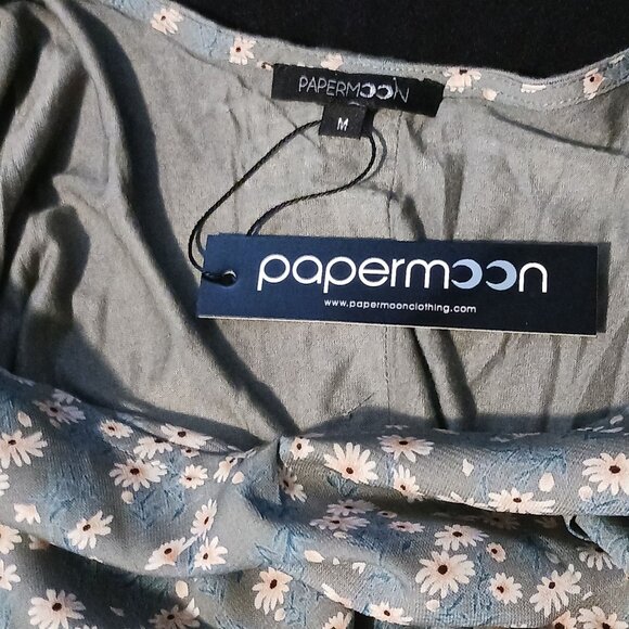 NEW Papermoon Floral V-neck Pleated Blouse, Faux Button-up Back Green M - Picture 6 of 10